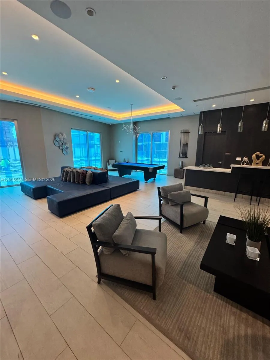 1010 SW 2nd Ave #607 Miami, FL 33130