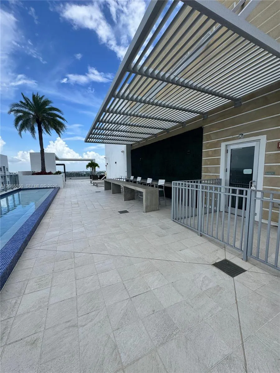 1010 SW 2nd Ave #607 Miami, FL 33130