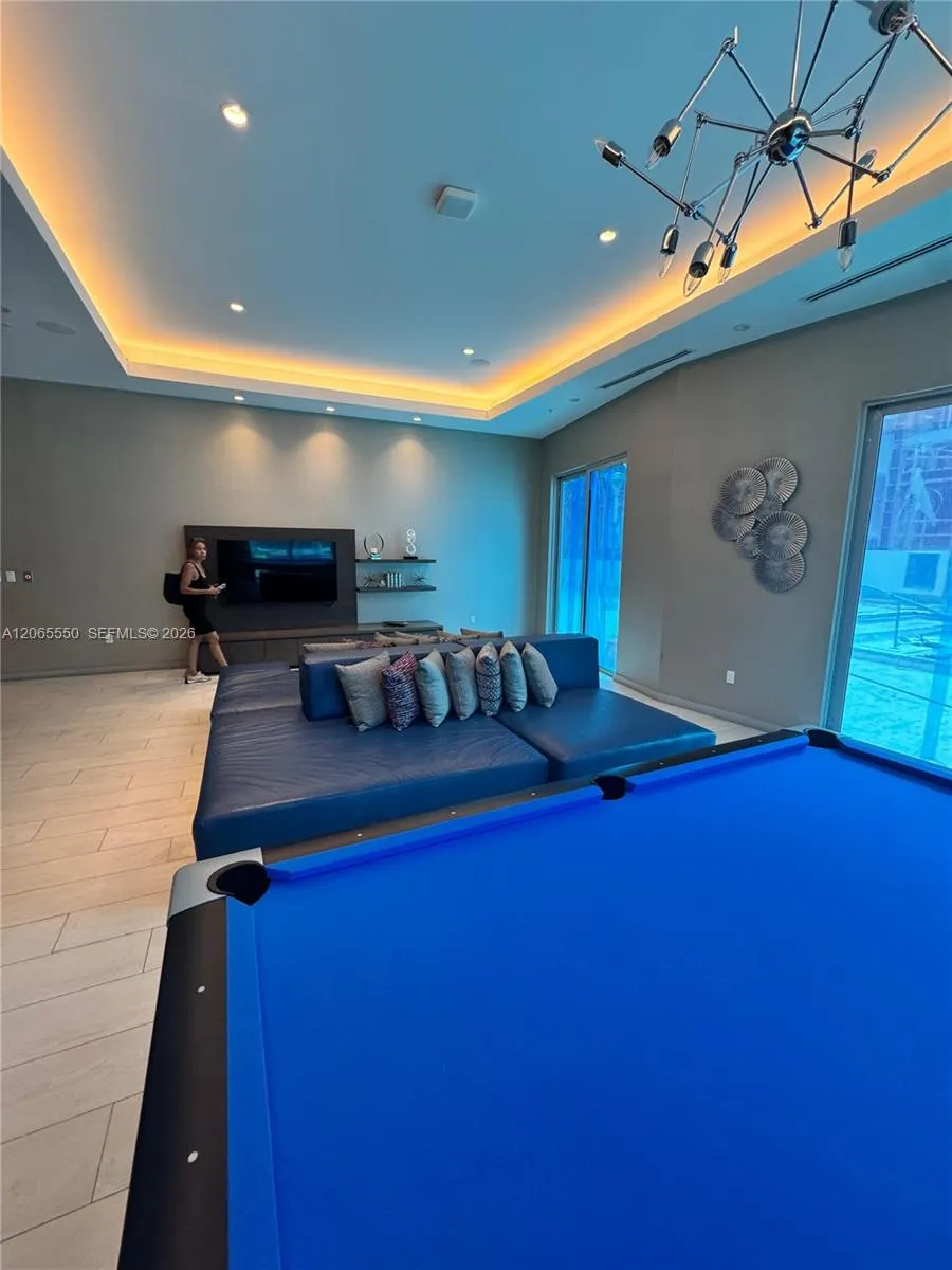 1010 SW 2nd Ave #607 Miami, FL 33130