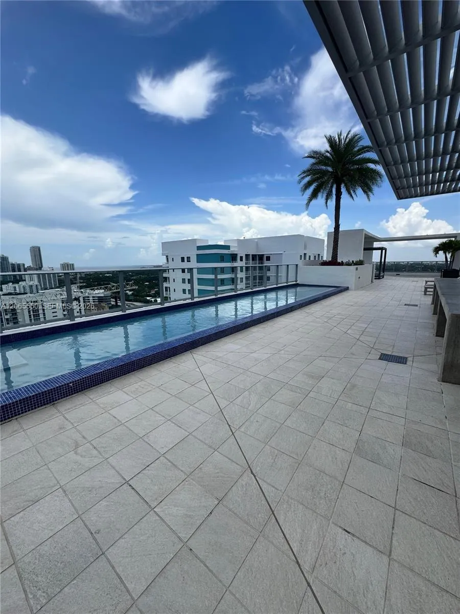 1010 SW 2nd Ave #607 Miami, FL 33130