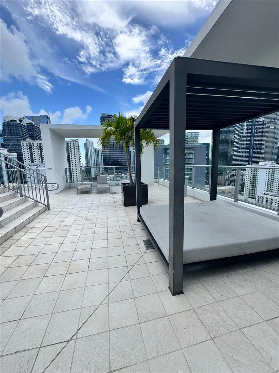 1010 SW 2nd Ave #607 Miami, FL 33130