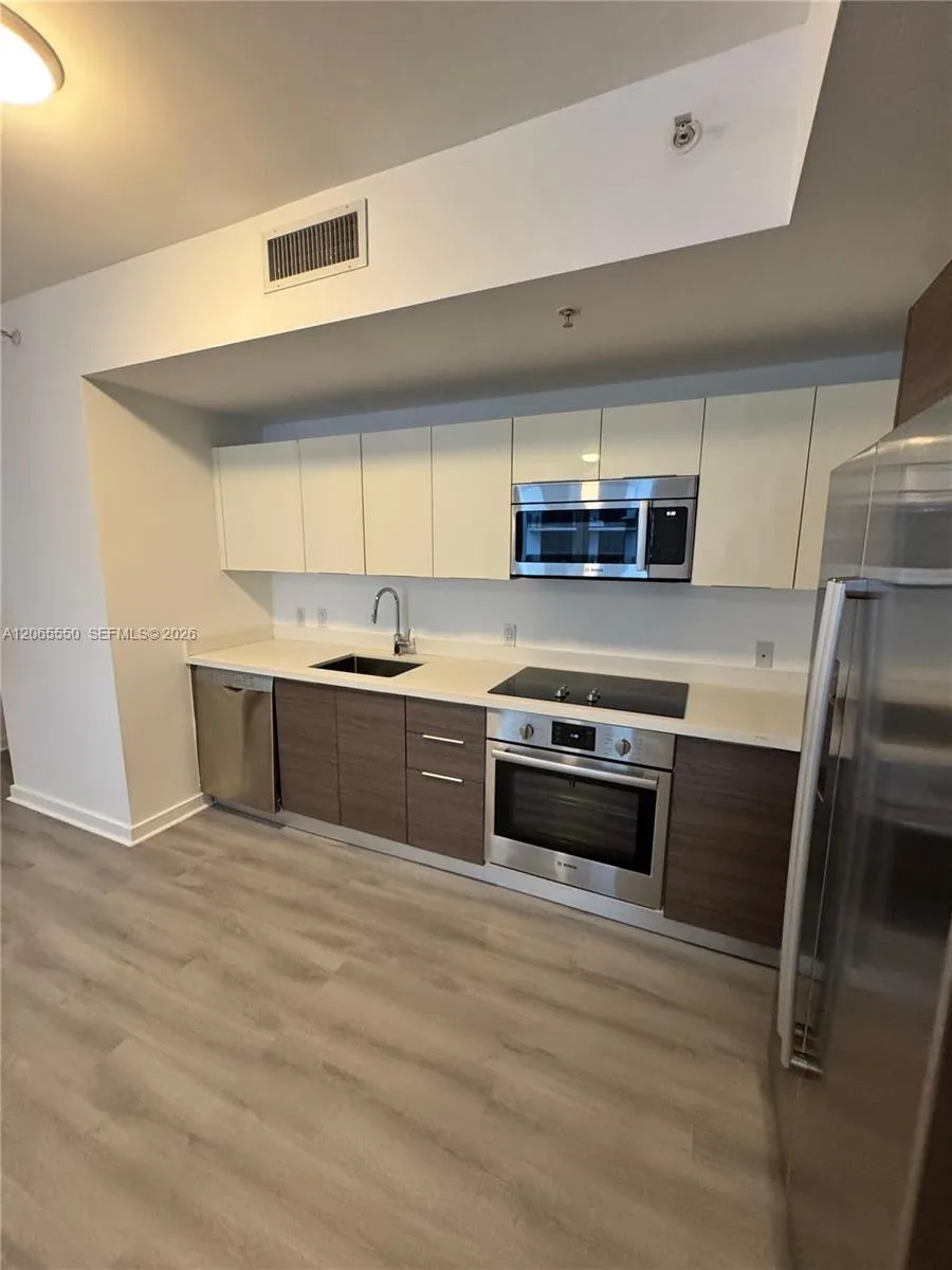 1010 SW 2nd Ave #607 Miami, FL 33130