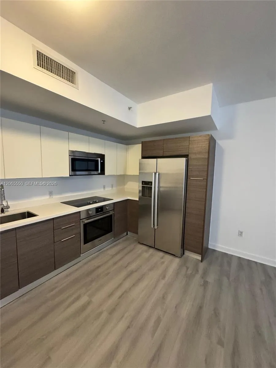 1010 SW 2nd Ave #607 Miami, FL 33130