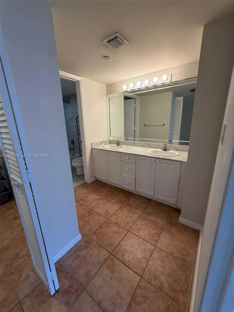 8911 Collins Ave #1103 Surfside, FL 33154
