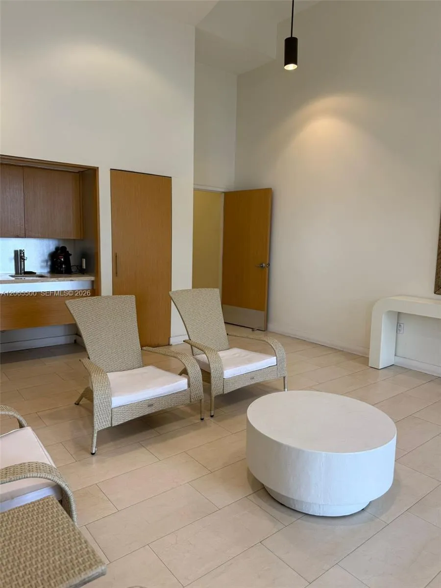 8911 Collins Ave #1103 Surfside, FL 33154