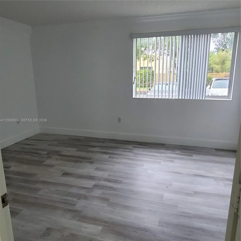 9909 Westwood Dr #12-1 Tamarac, FL 33321