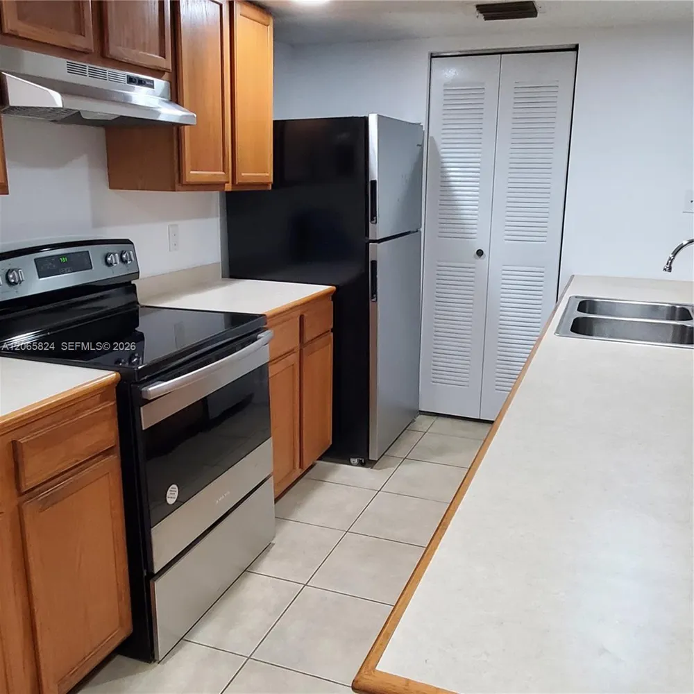 9909 Westwood Dr #12-1 Tamarac, FL 33321
