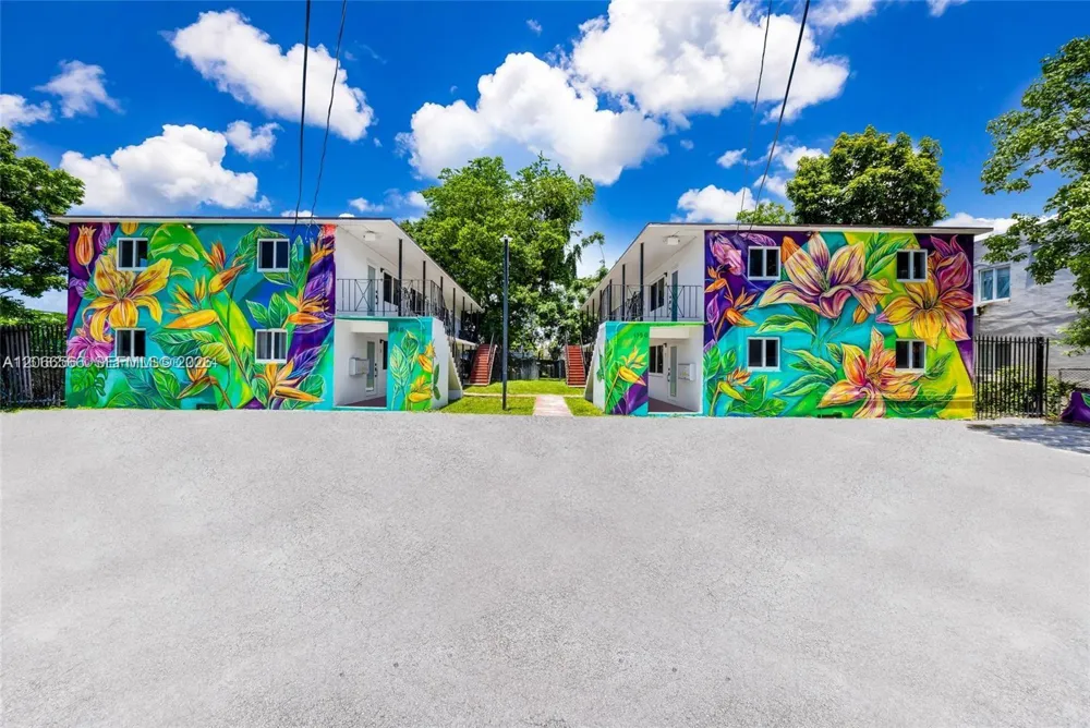 1150 NW 1st Pl #4 Miami, FL 33136