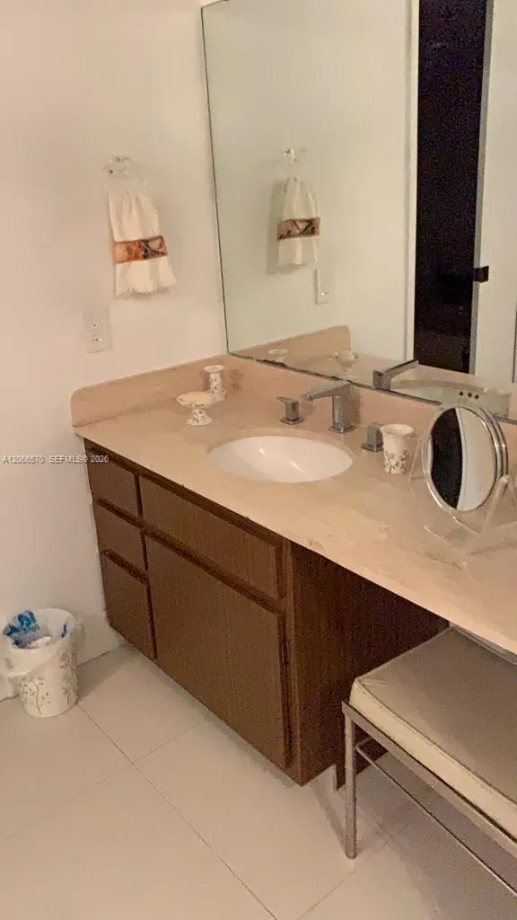 251 Crandon Blvd #929 Key Biscayne, FL 33149