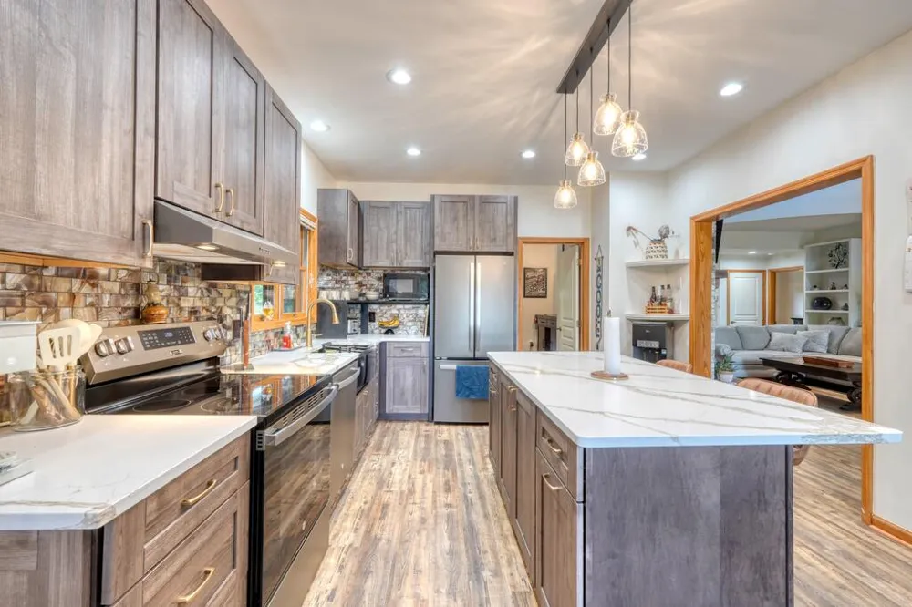39 Mccracken Cove Road Hayesville, NC 28904