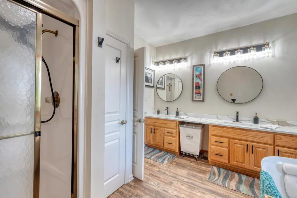 39 Mccracken Cove Road Hayesville, NC 28904