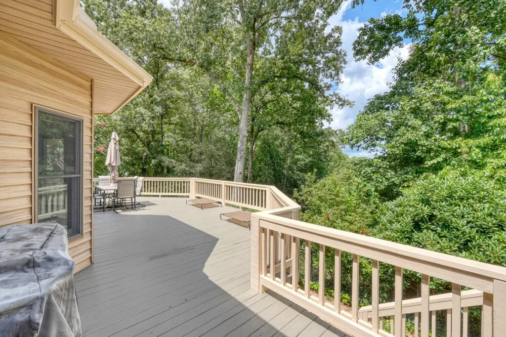 39 Mccracken Cove Road Hayesville, NC 28904