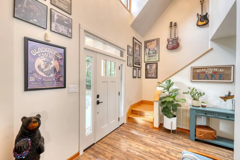 39 Mccracken Cove Road Hayesville, NC 28904