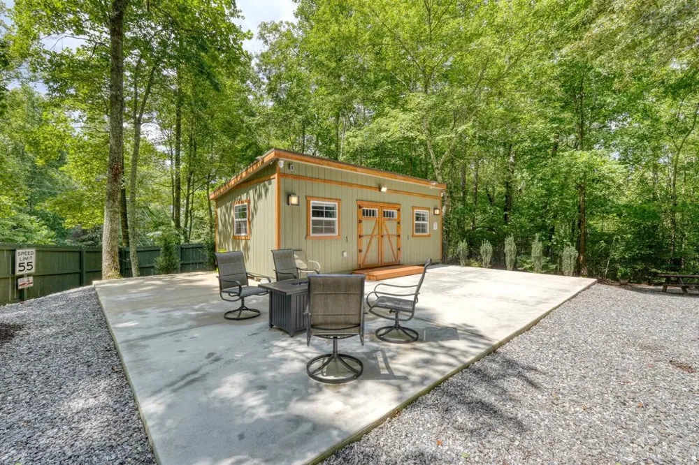 39 Mccracken Cove Road Hayesville, NC 28904