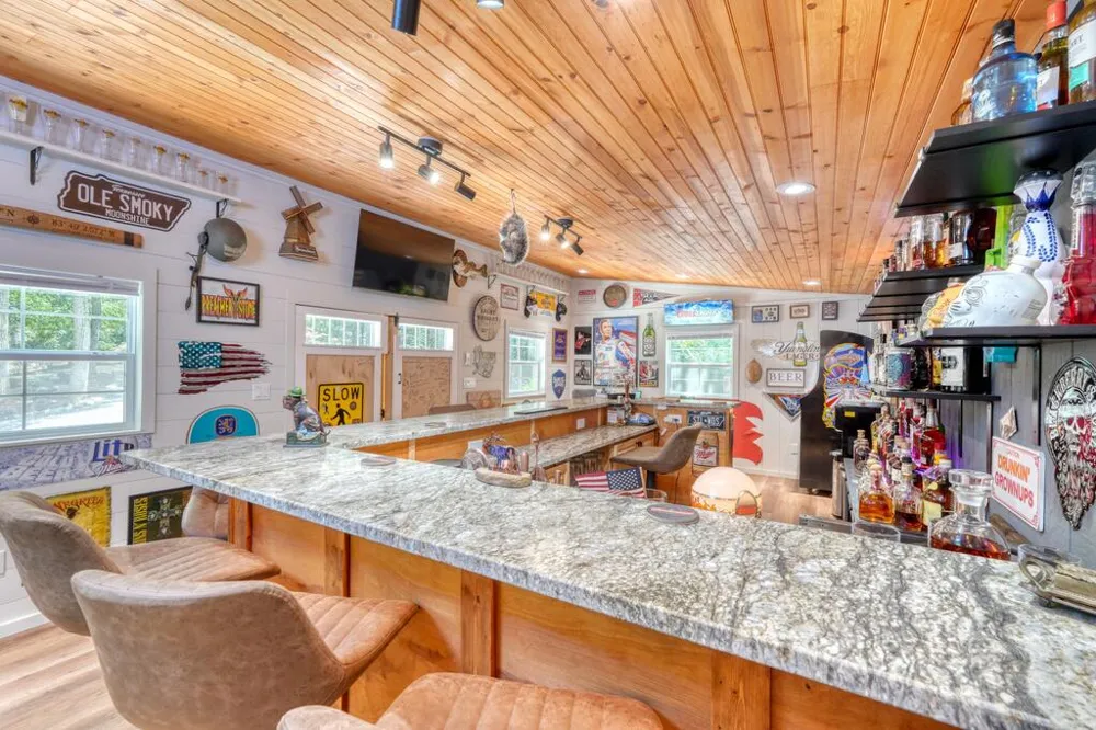 39 Mccracken Cove Road Hayesville, NC 28904
