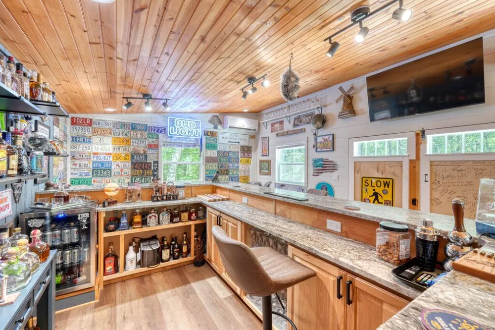 39 Mccracken Cove Road Hayesville, NC 28904