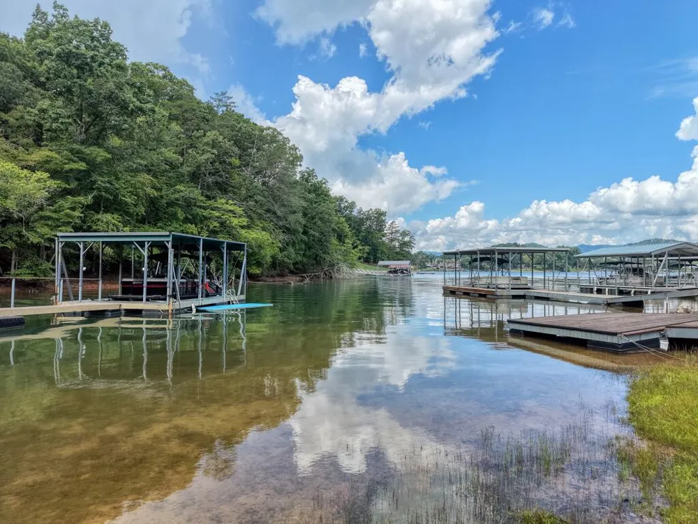 39 Mccracken Cove Road Hayesville, NC 28904