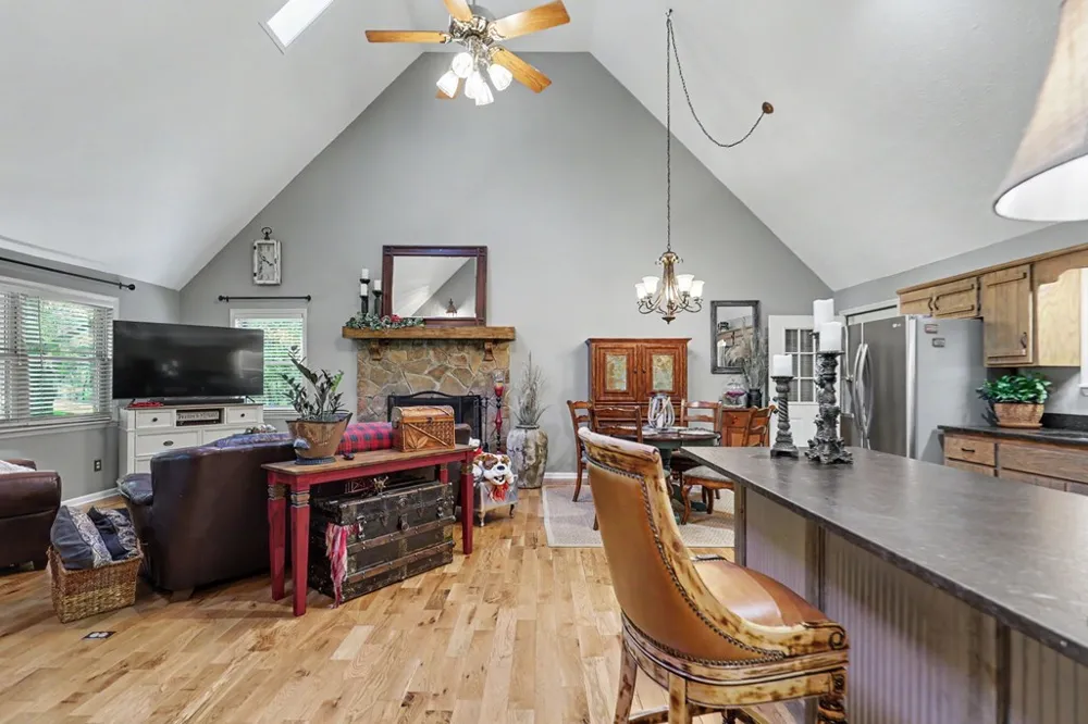 22 River Run Drive Murphy, NC 28906