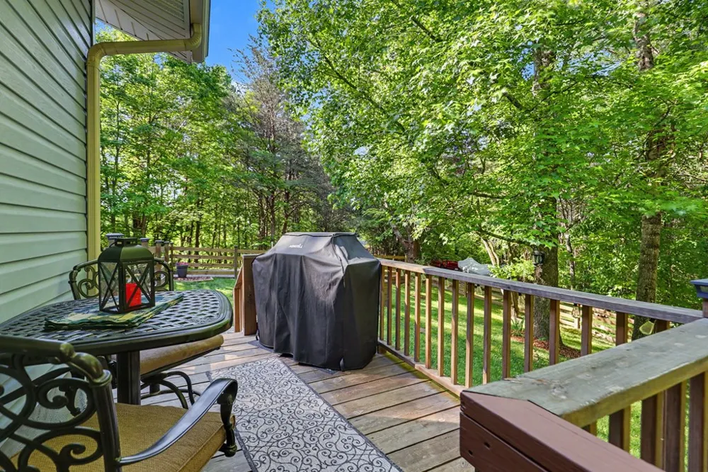 22 River Run Drive Murphy, NC 28906