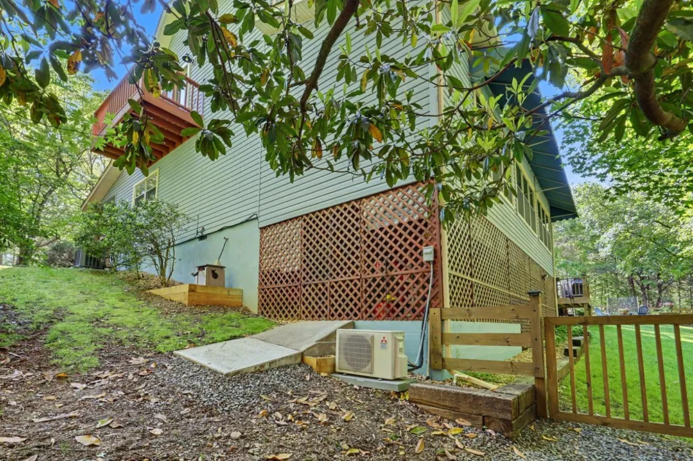 22 River Run Drive Murphy, NC 28906