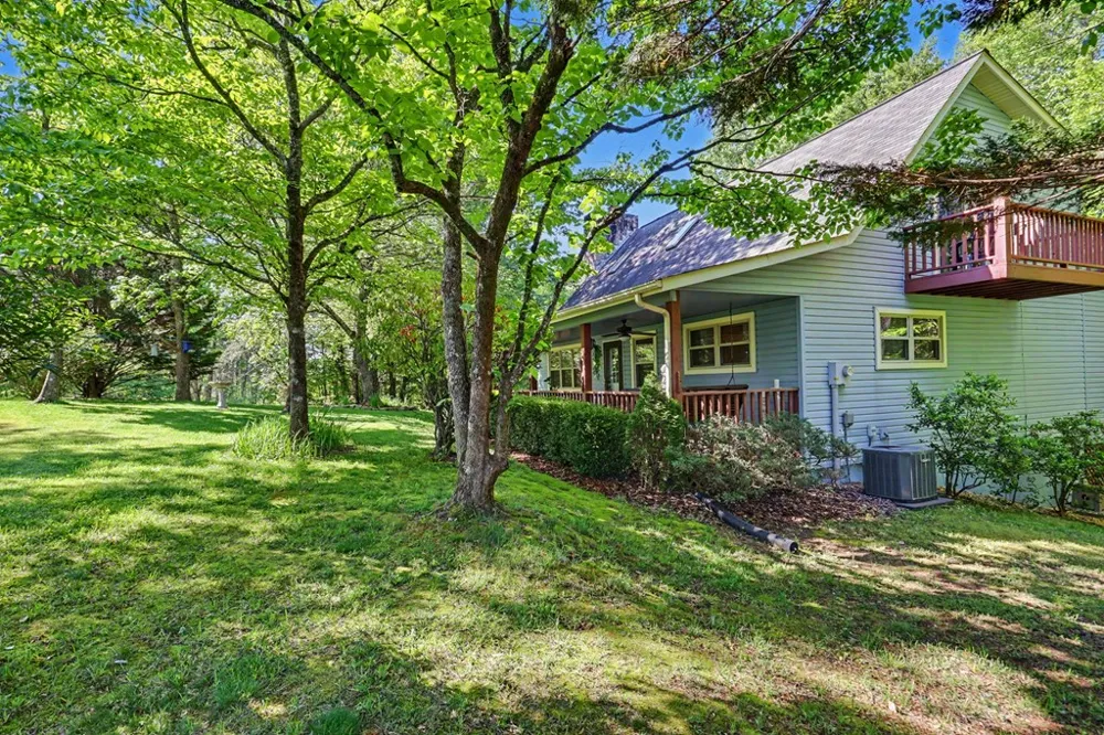 22 River Run Drive Murphy, NC 28906