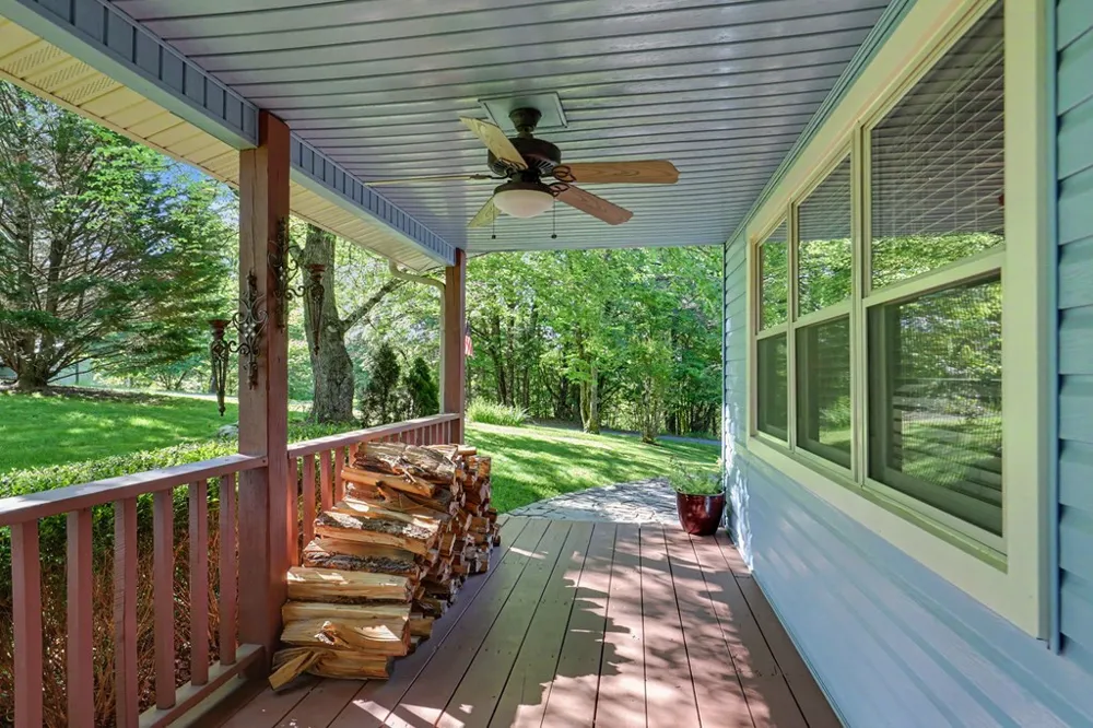 22 River Run Drive Murphy, NC 28906