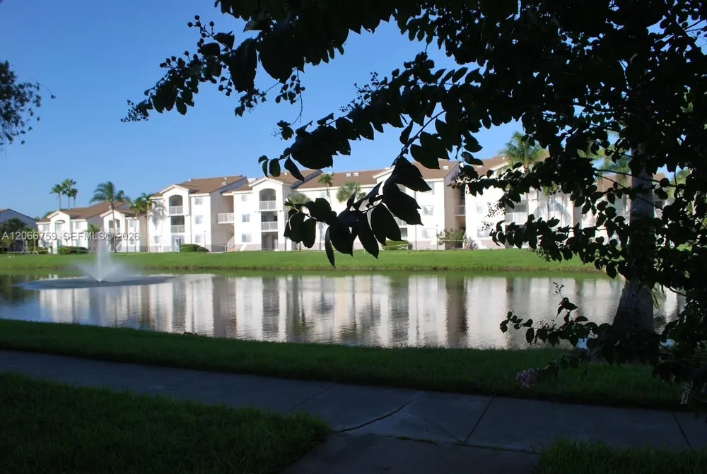 2640 S University Dr #118 Davie, FL 33328