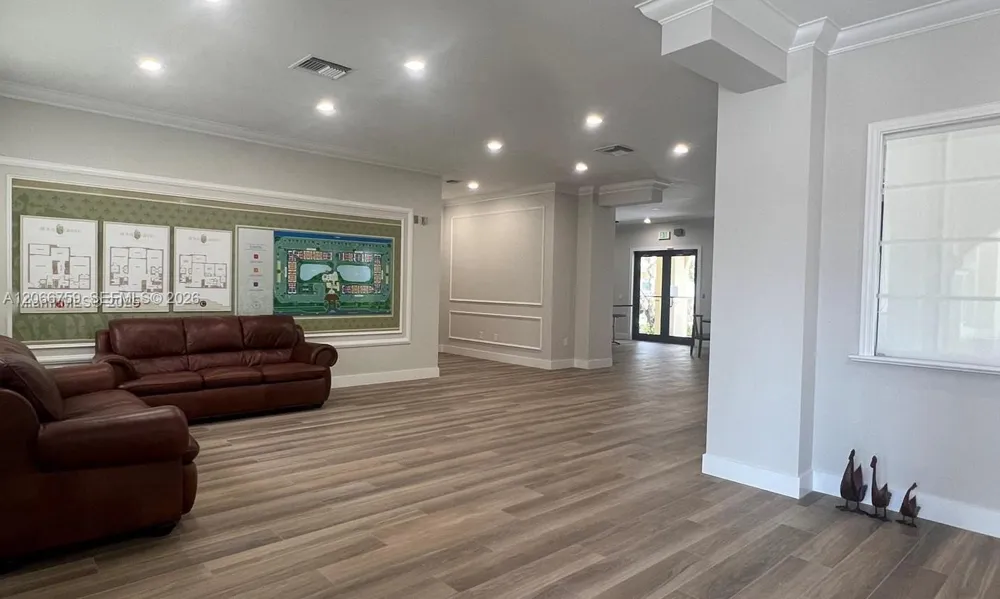 2640 S University Dr #118 Davie, FL 33328