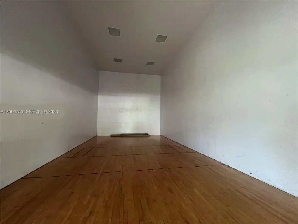 2640 S University Dr #118 Davie, FL 33328