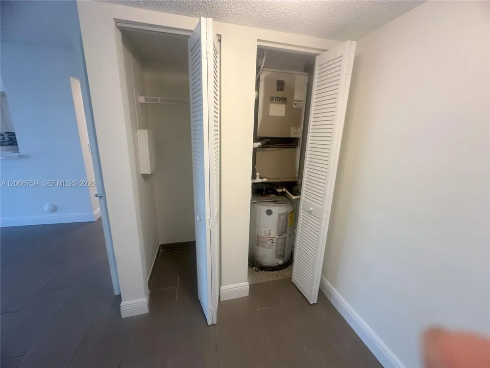 2640 S University Dr #118 Davie, FL 33328