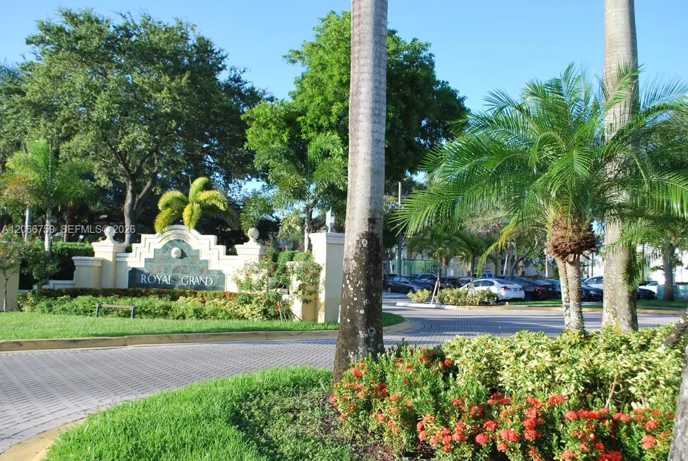 2640 S University Dr #118 Davie, FL 33328