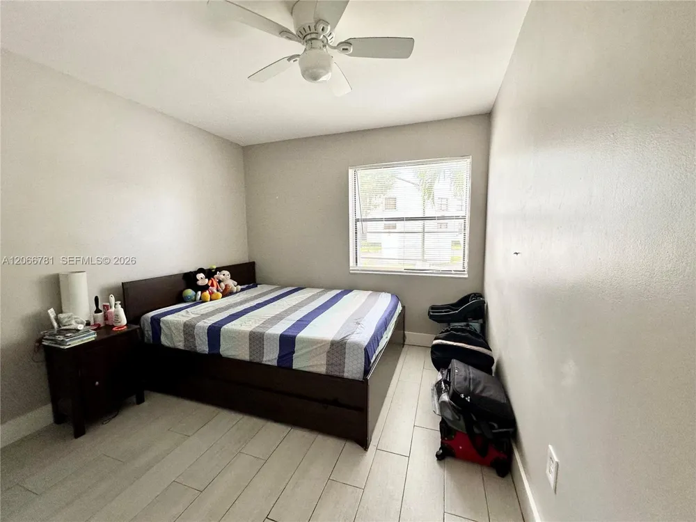 9427 Fontainebleau Blvd #102-34 Miami, FL 33172