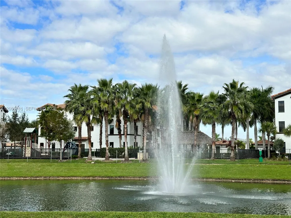9427 Fontainebleau Blvd #102-34 Miami, FL 33172