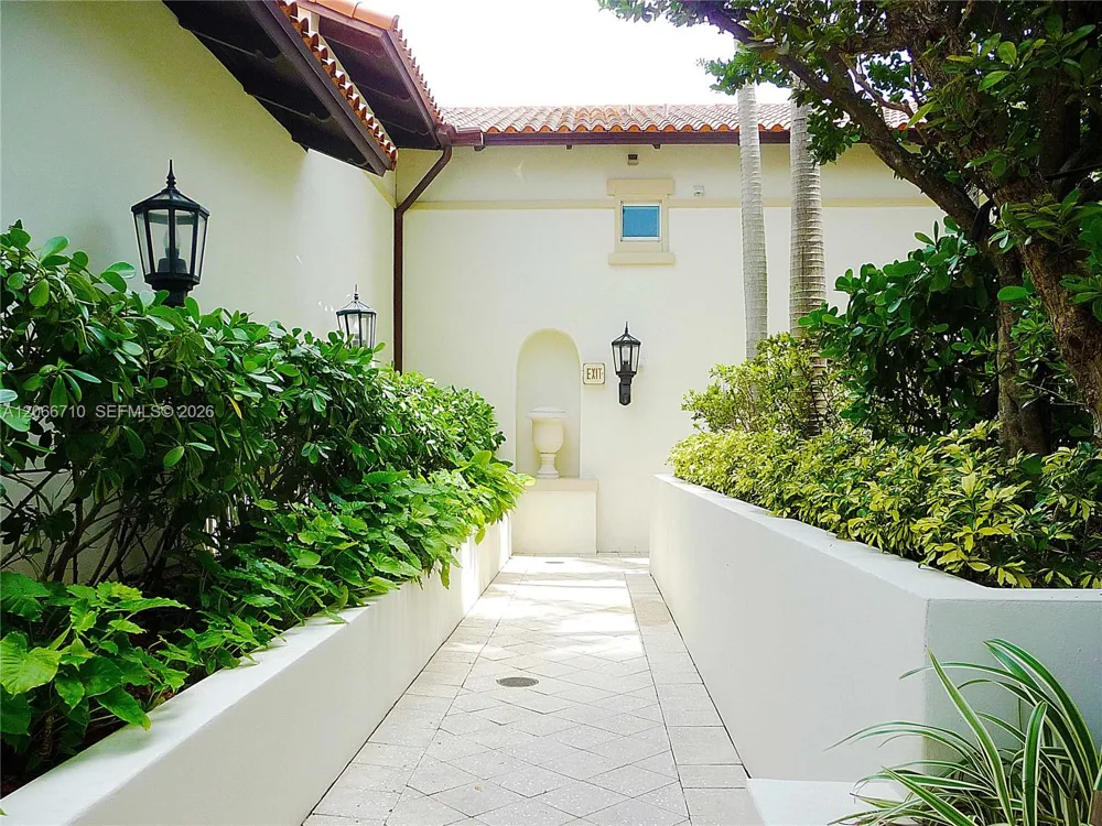 250 Sunny Isles Blvd #3-705 Sunny Isles Beach, FL 33160
