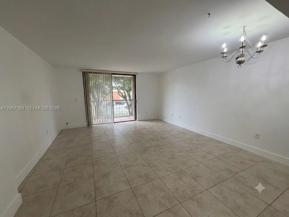 8065 SW 107th Ave #201 Miami, FL 33173