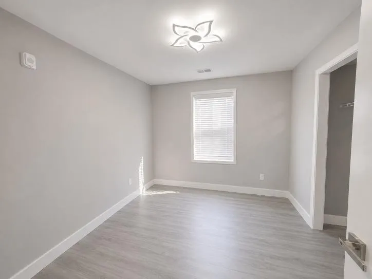 543 Peachers Mill Rd #110 Clarksville, TN 37042