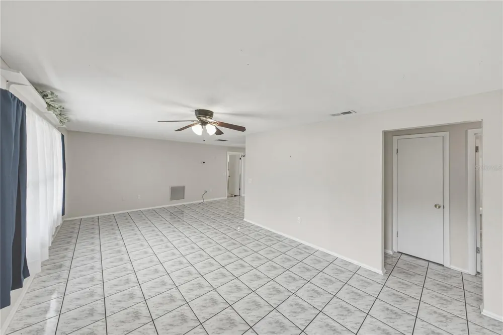 5745 13TH STREET Zephyrhills, FL 33542