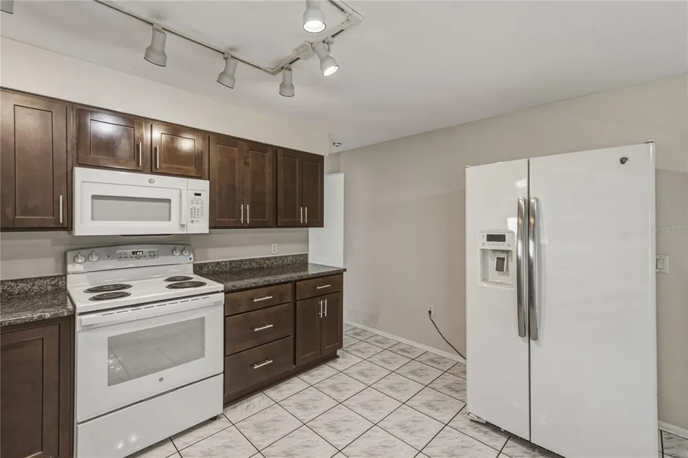 5745 13TH STREET Zephyrhills, FL 33542