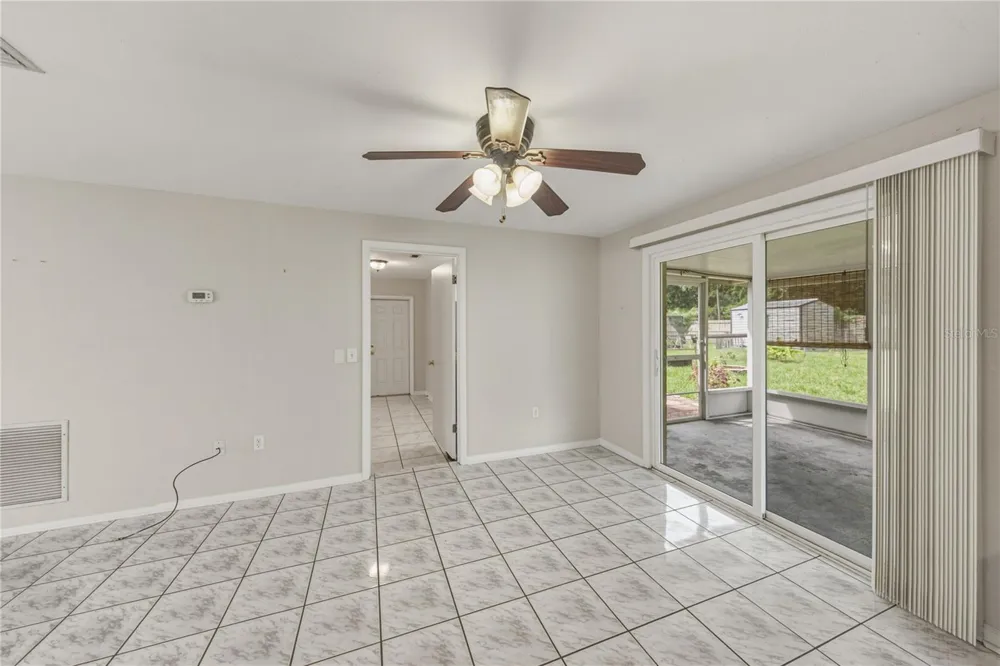 5745 13TH STREET Zephyrhills, FL 33542