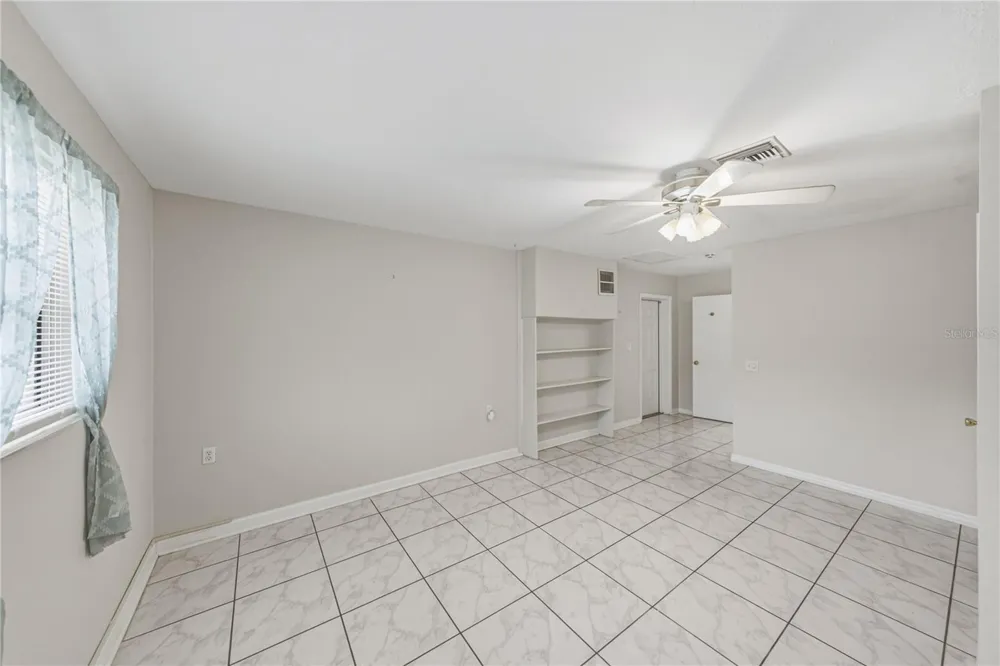 5745 13TH STREET Zephyrhills, FL 33542