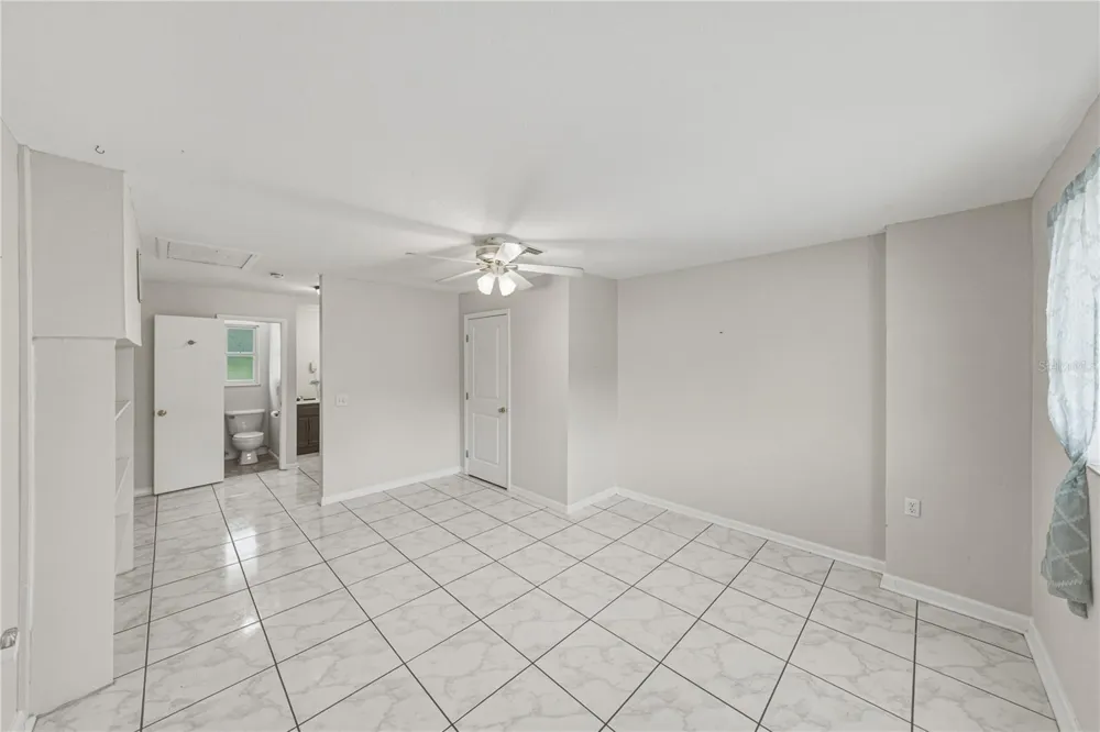 5745 13TH STREET Zephyrhills, FL 33542