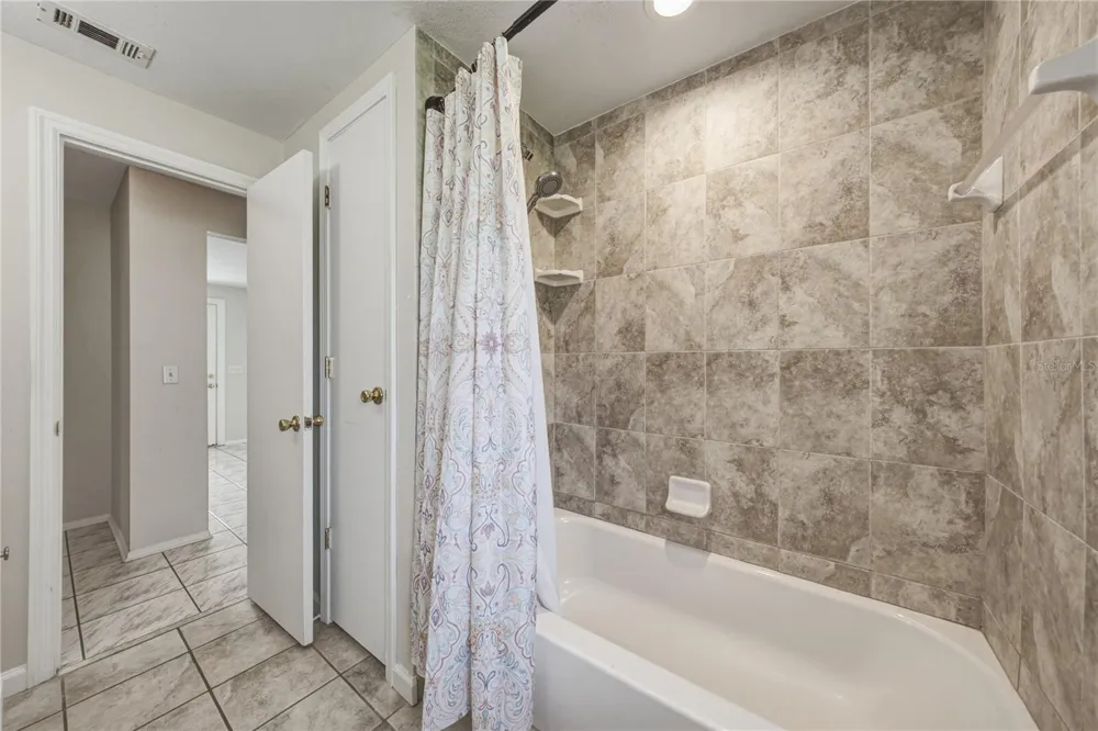 5745 13TH STREET Zephyrhills, FL 33542