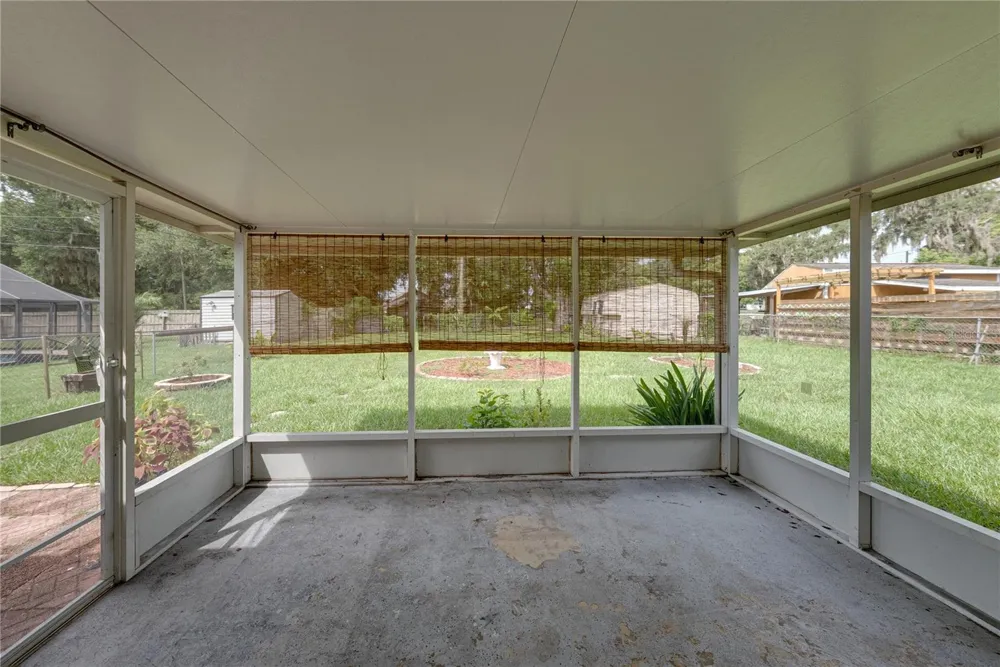 5745 13TH STREET Zephyrhills, FL 33542