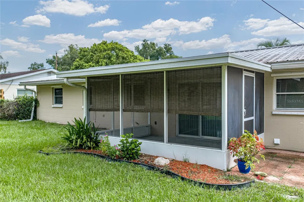 5745 13TH STREET Zephyrhills, FL 33542