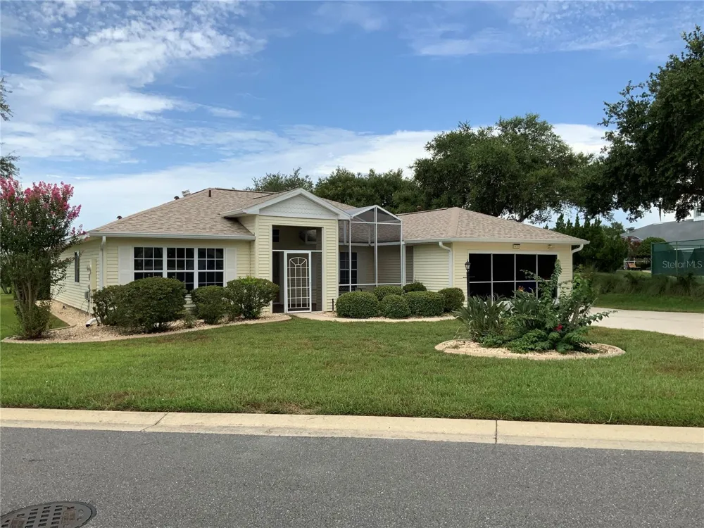 5475 BOUNTY CIRCLE Tavares, FL 32778
