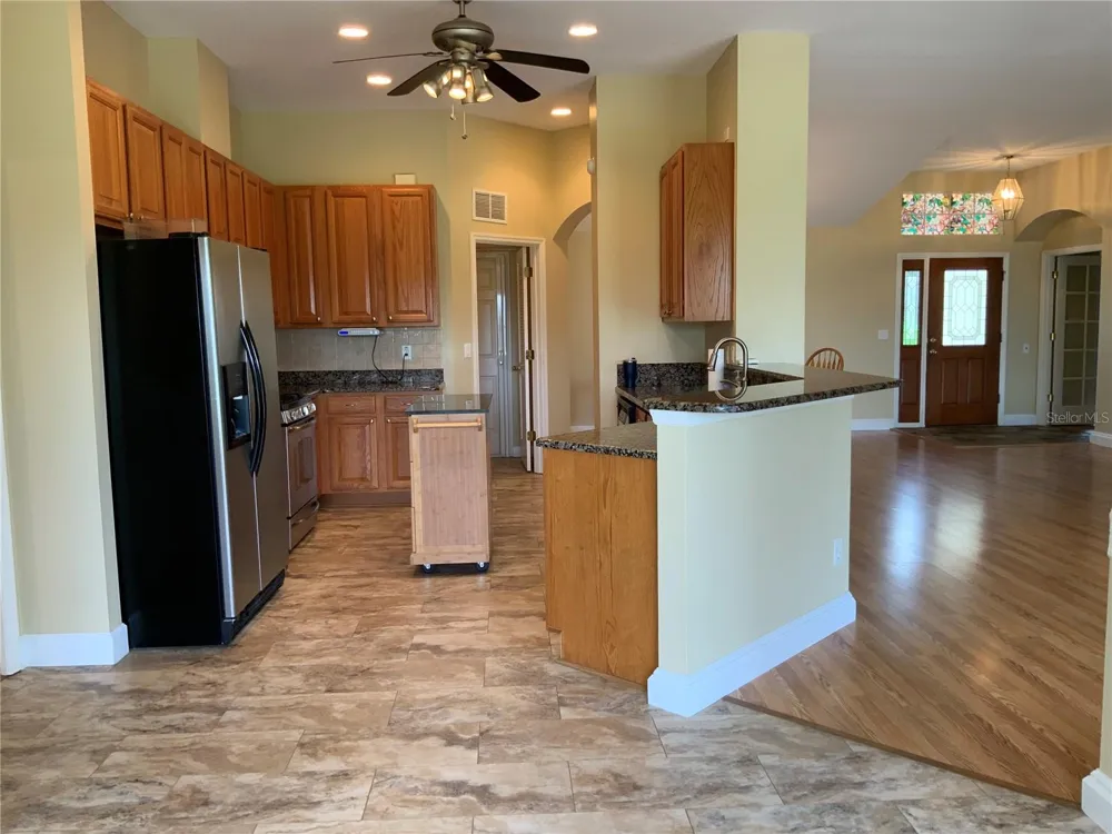 5475 BOUNTY CIRCLE Tavares, FL 32778