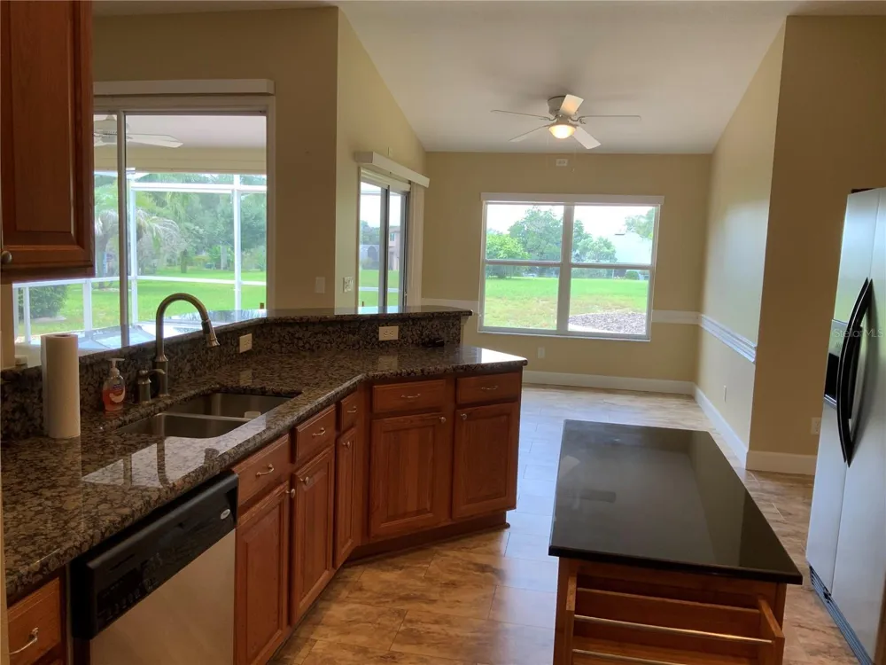 5475 BOUNTY CIRCLE Tavares, FL 32778