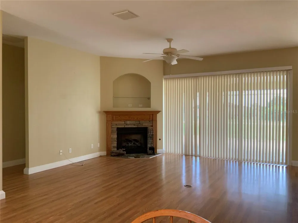 5475 BOUNTY CIRCLE Tavares, FL 32778