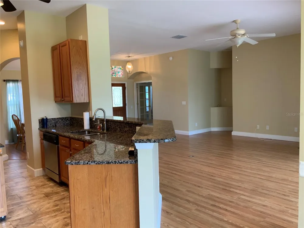 5475 BOUNTY CIRCLE Tavares, FL 32778