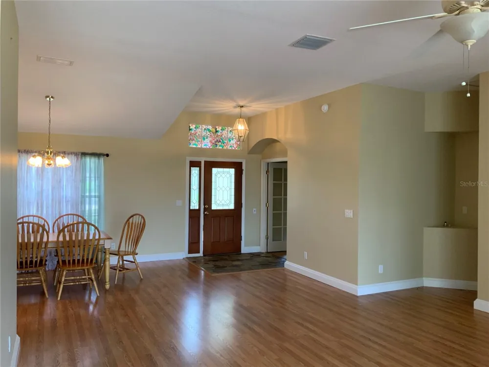 5475 BOUNTY CIRCLE Tavares, FL 32778
